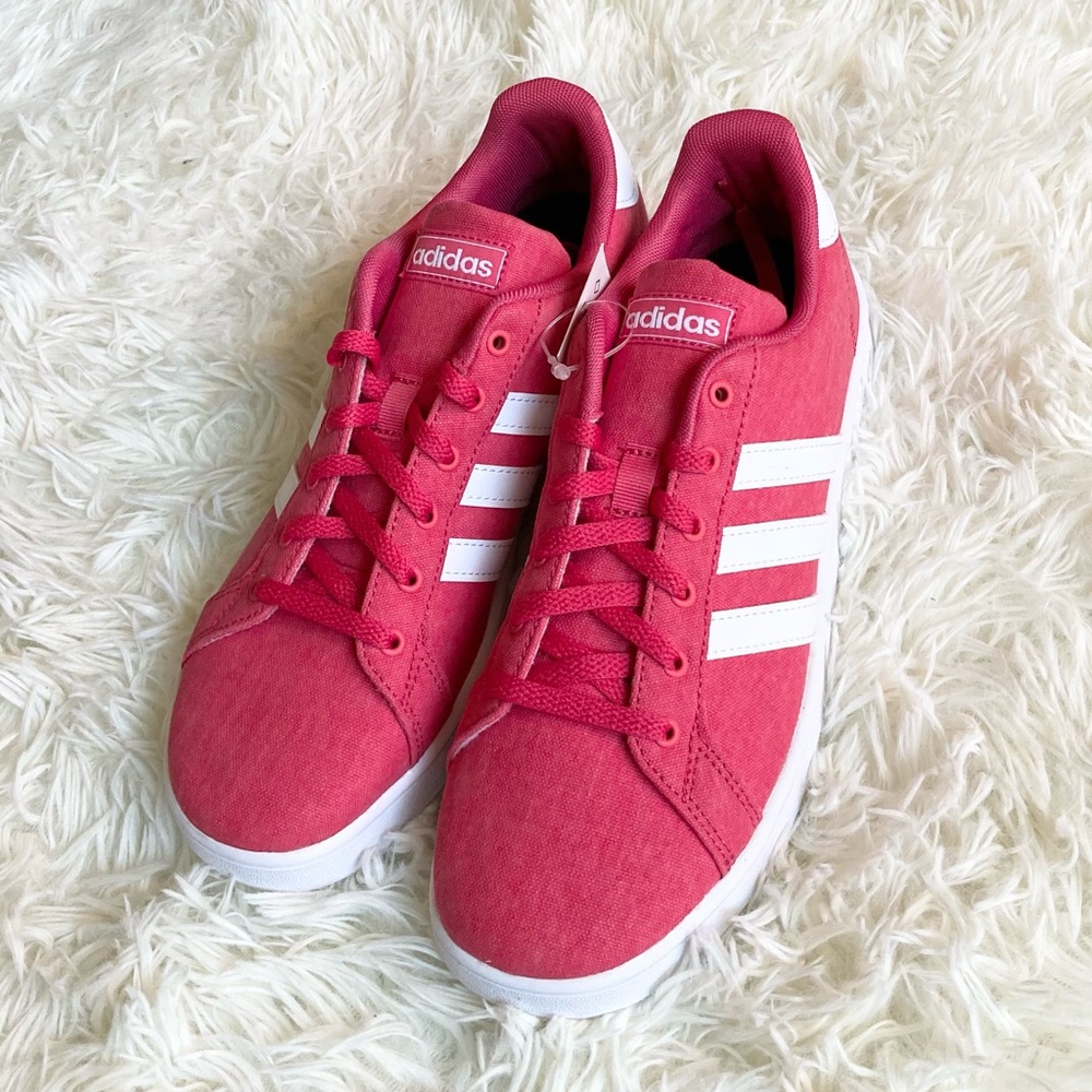 Adidas Tennis Shoes - Picture 2 of 7